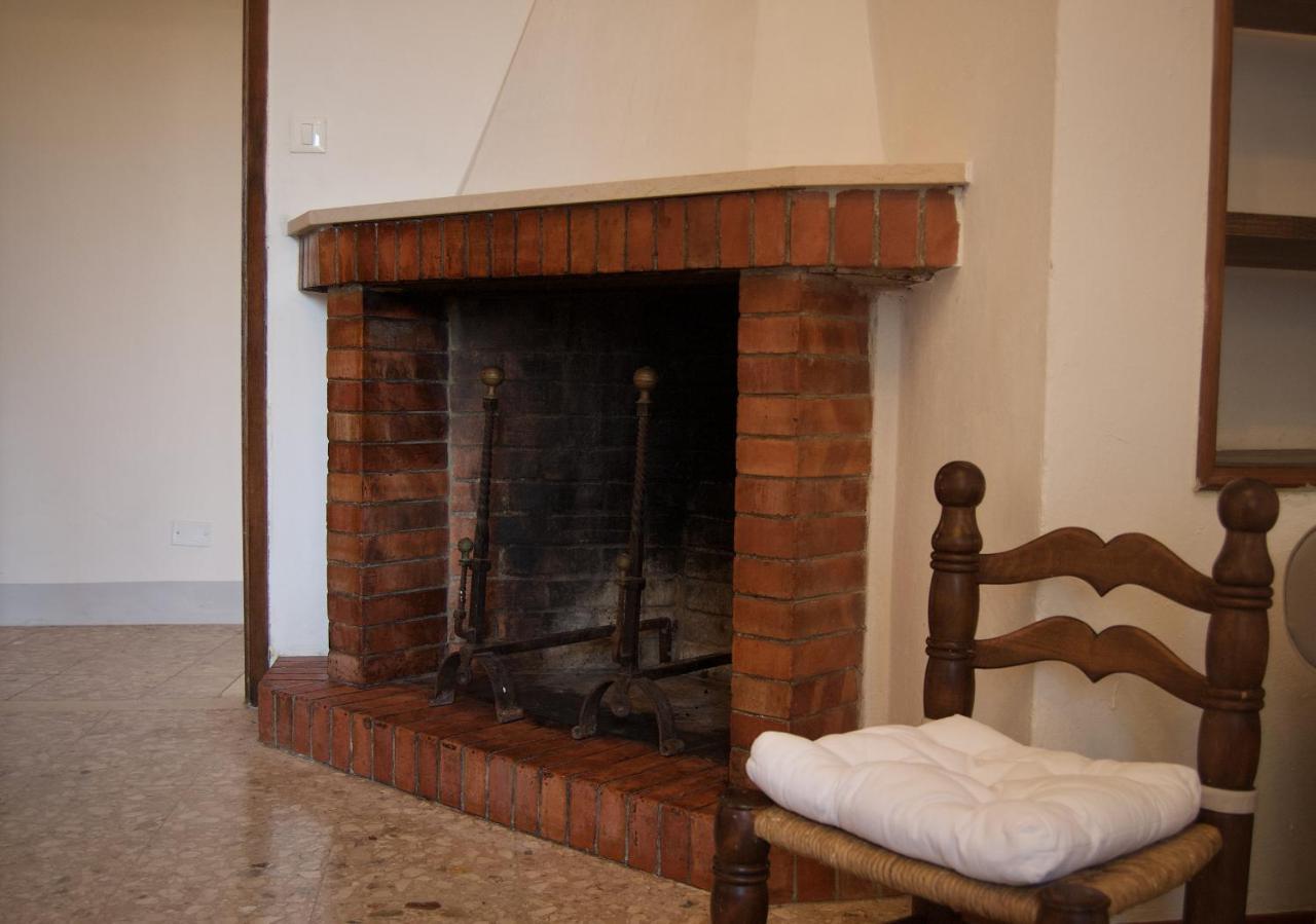 Casa Di Canfreo Lari 外观 照片